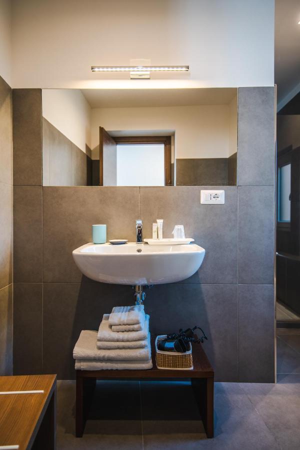 Arco Dei Pinto Bed & Breakfast 5*